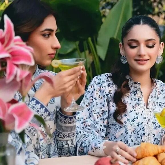 VANYA PAKISTANI DESIGNER AUTHENTIC FLORAL 2 PIECE DRESS COORD SET - Picture 11 of 12